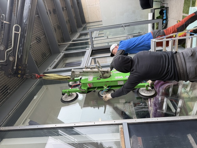 About Roehampton Double Glazing